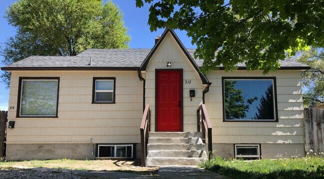 Building Photo - Miles Duplex