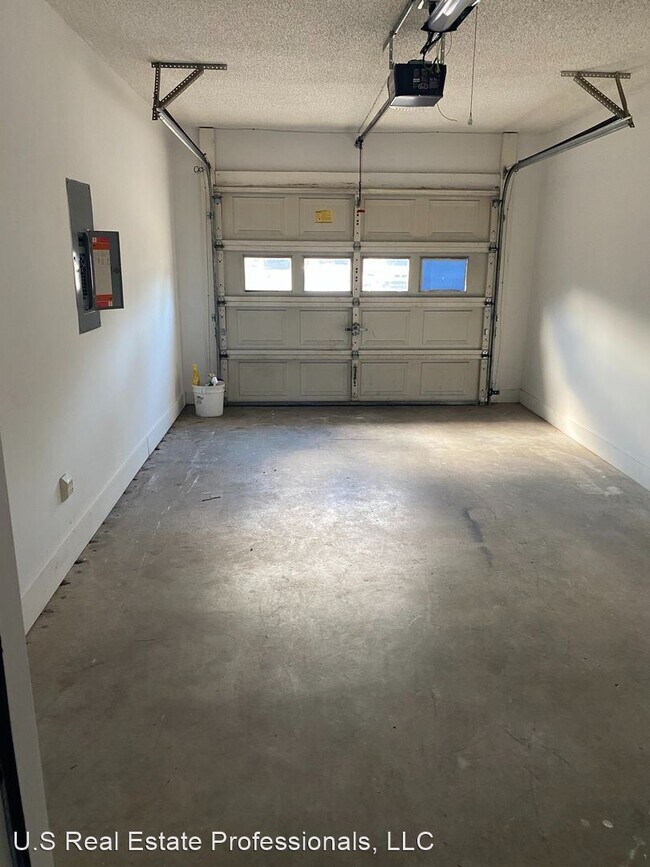 Foto del edificio - 3 br, 2 bath House - 742 Robinhood Drive