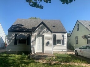 Building Photo - 24528 Grove Ave