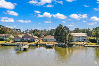 Building Photo - 3876 Paradise Bay Dr