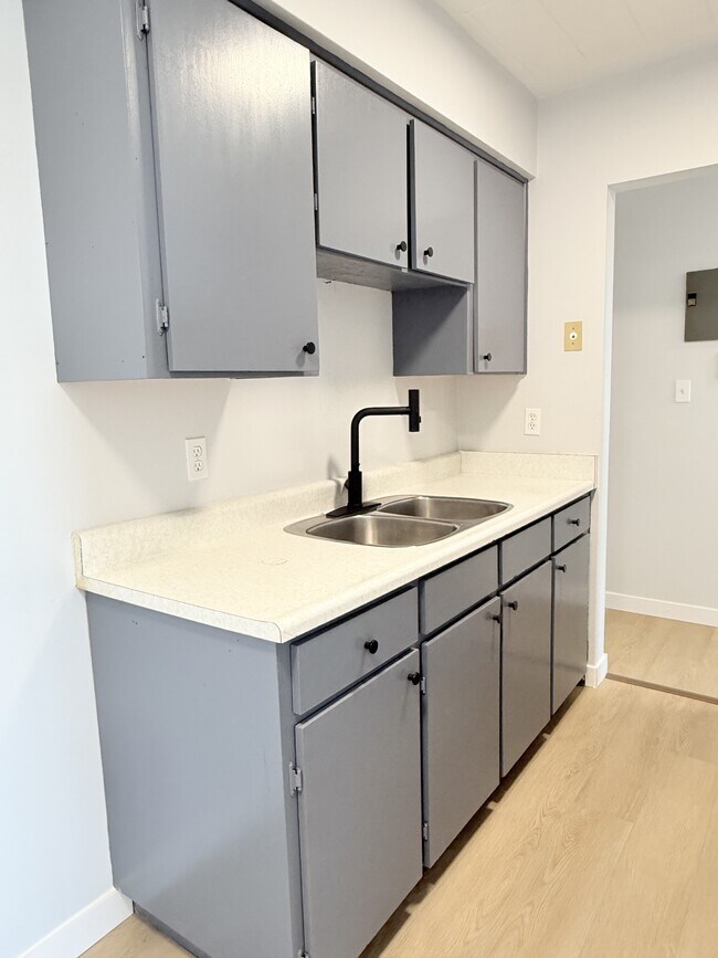 Photo du bâtiment - 591 Wellington Ave