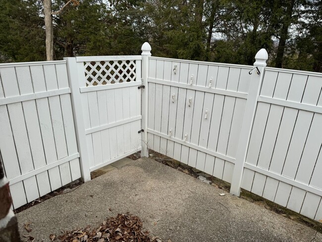 Building Photo - Cozy Townhome in Antioch