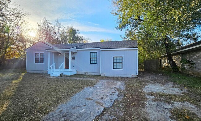 Foto del edificio - 4110 SE 11th St