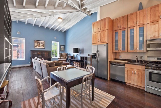 Foto del edificio - 266 Waverly Ave