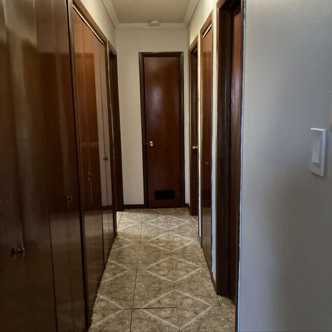 Building Photo - 1016 S Lexington Ave