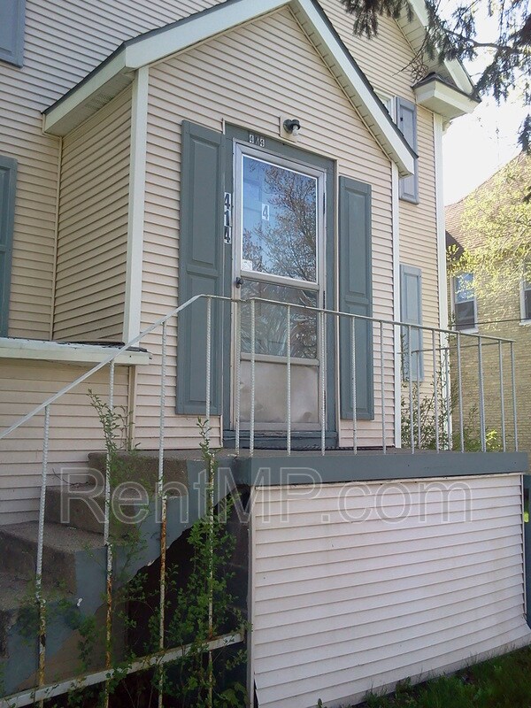 Primary Photo - 414 N University Ave