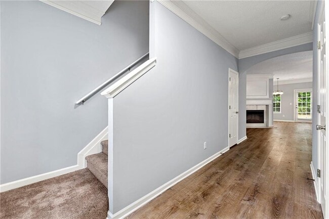 Building Photo - 5654 Lawley Rd
