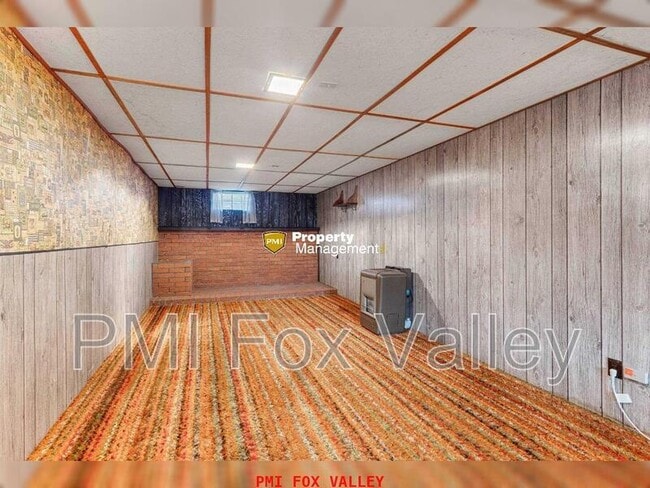 Building Photo - 135 Blithe St