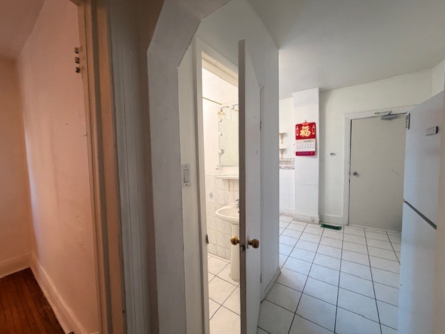 Photo du bâtiment - 215 Greenwood Av