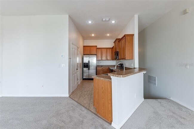 Foto del edificio - 6612 S Goldenrod Rd