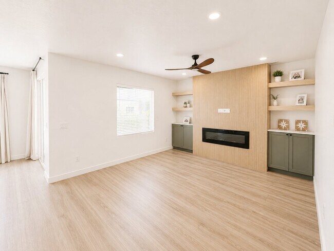 Building Photo - 1671 Cedar Mesa Dr