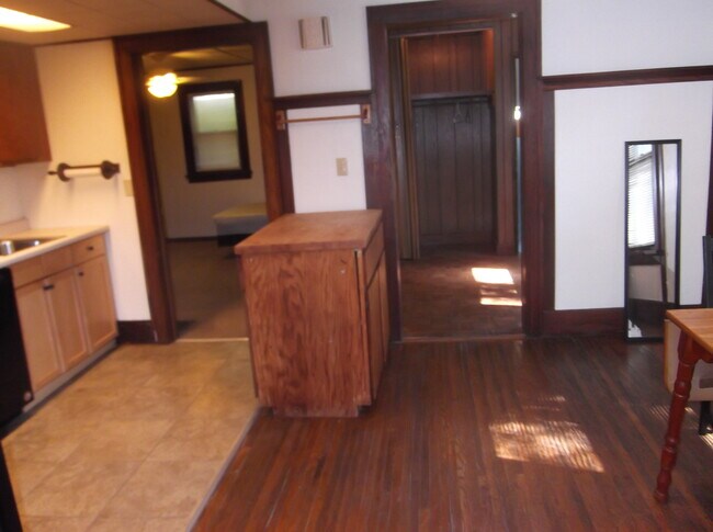 Foto del edificio - 702 W Nevada St