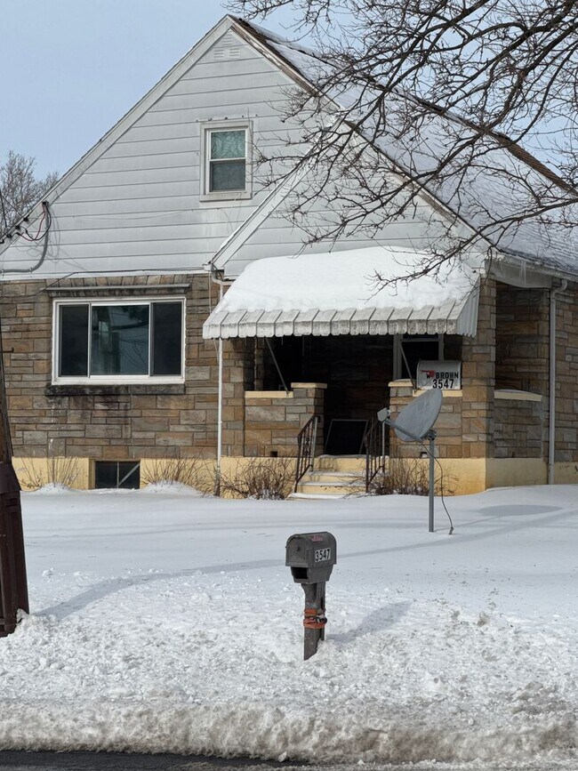 Foto del edificio - Newly Renovated 3-bedroom, 1-bathroom home in Bethlehem Township