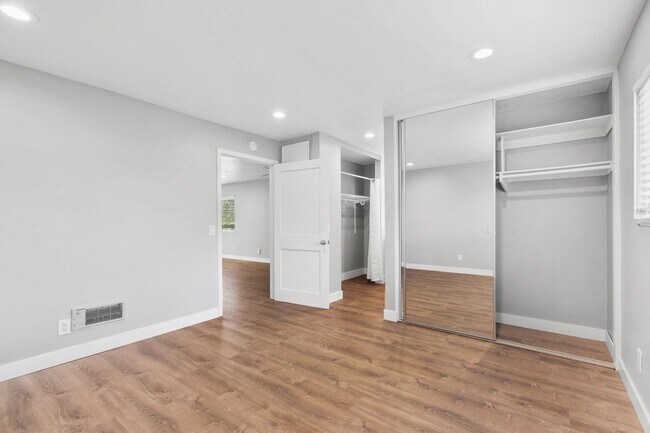 Foto del edificio - Pet Friendly & Remodeled 1BR Condo Near SDSU with Pool and Large Balcony