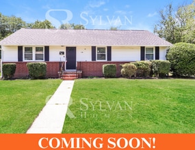 Building Photo - 225 Cynthia Dr