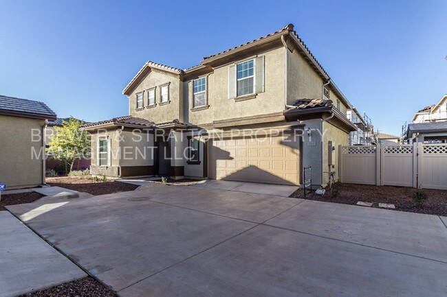 Building Photo - 846 N Pheasant Dr