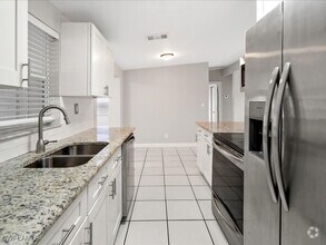 Building Photo - 1320 Barbizon Ln
