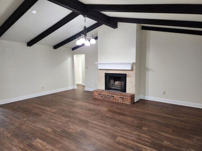 Foto del edificio - Charming 3-bedroom, 2-bathroom home