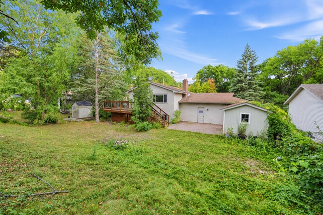 Foto del edificio - 7351 Berkshire Way