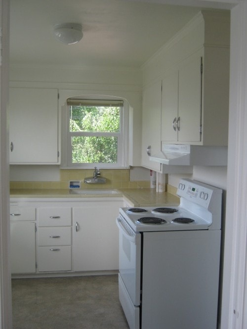 Building Photo - 9821 51st Ave SW