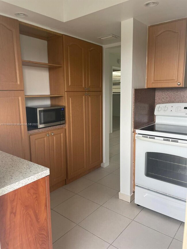 Foto del edificio - 3000 Marcos Dr