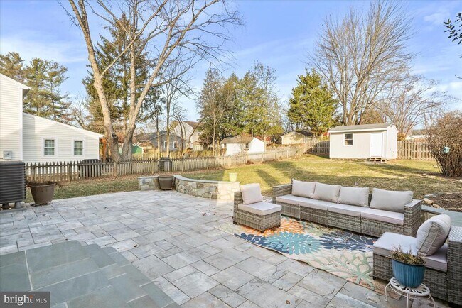 Foto del edificio - 408 Blue Ridge Ave NE