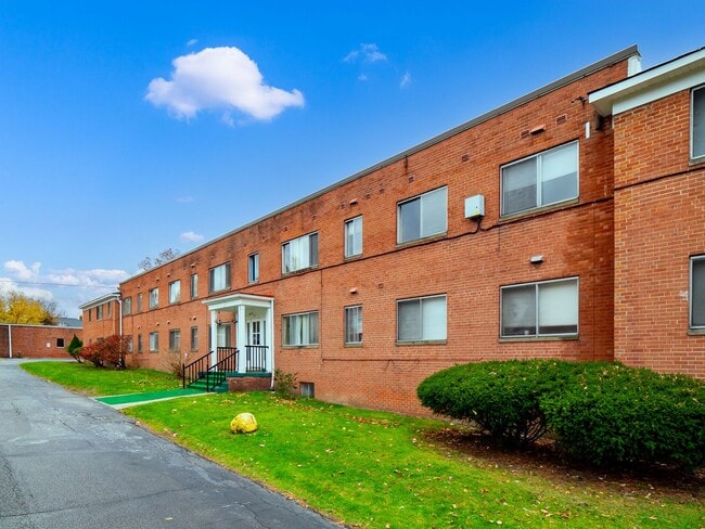 Interior Photo - Heights Garden Apartments