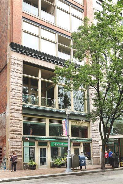 Building Photo - 941 Penn Ave