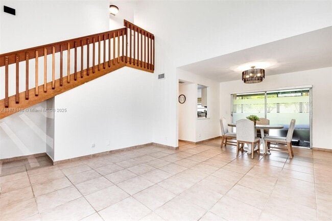 Building Photo - 15751 Woodgate Pl
