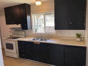 Building Photo - 2502 Garden Ave