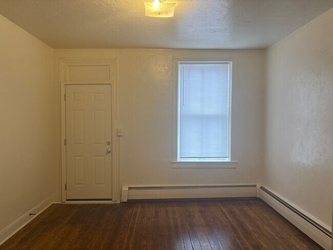 Foto del edificio - 2+ Bedroom House York City SD