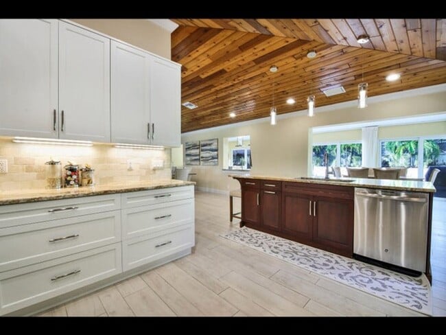 Photo - 451 N LYRA Circle, Juno Beach, FL 33408 - 1901 House