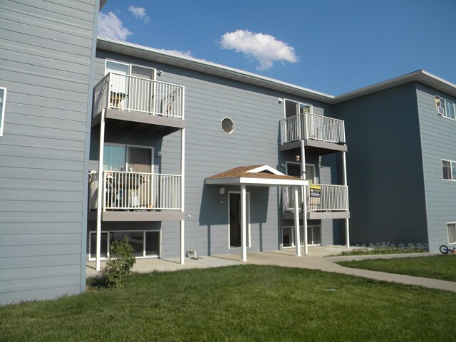 Primary Photo - 1011 Church Ave