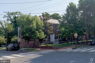 Building Photo - 1500 V St SE