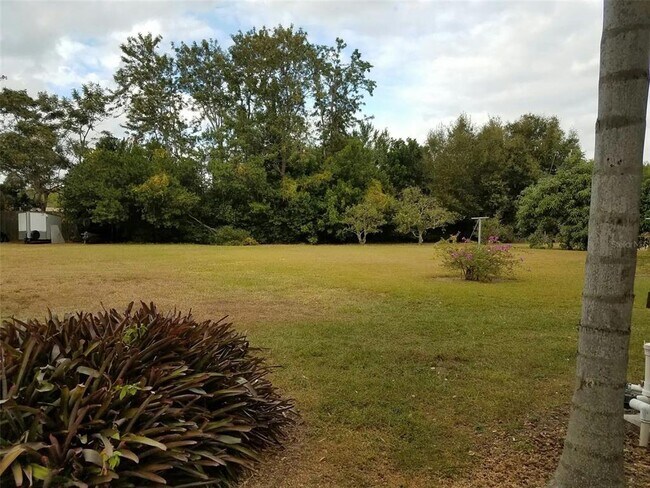 Foto del edificio - 2223 Webber St