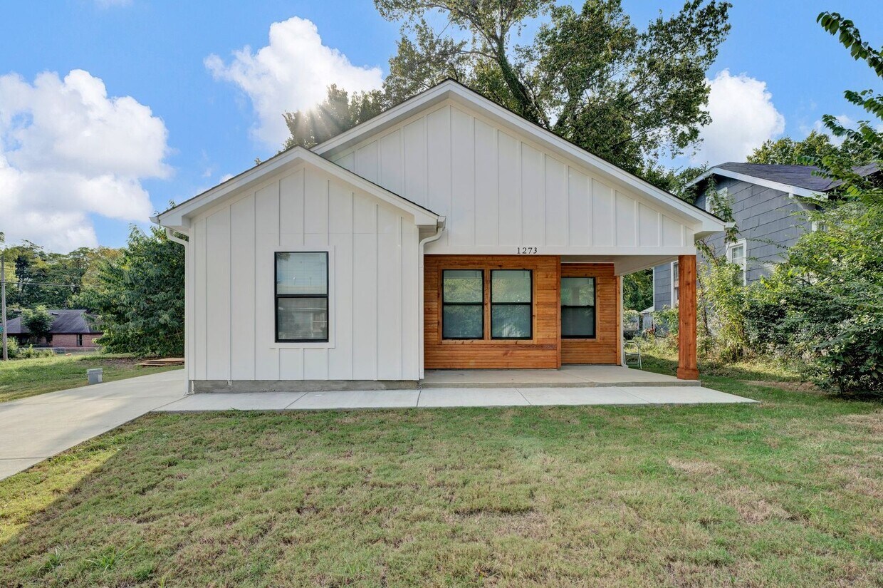 Building Photo - New Rental Opportunity in Memphis!