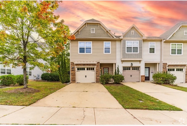 Building Photo - 2309 Mayo Forest Ln