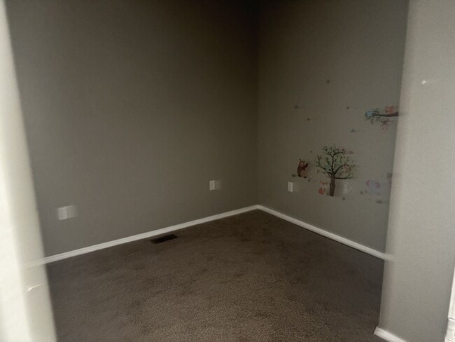 Building Photo - 115 IN-550