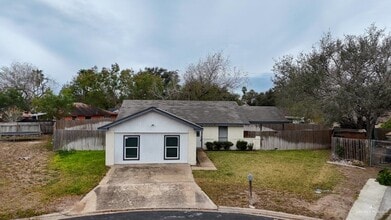 Building Photo - 25 Falcon Ave