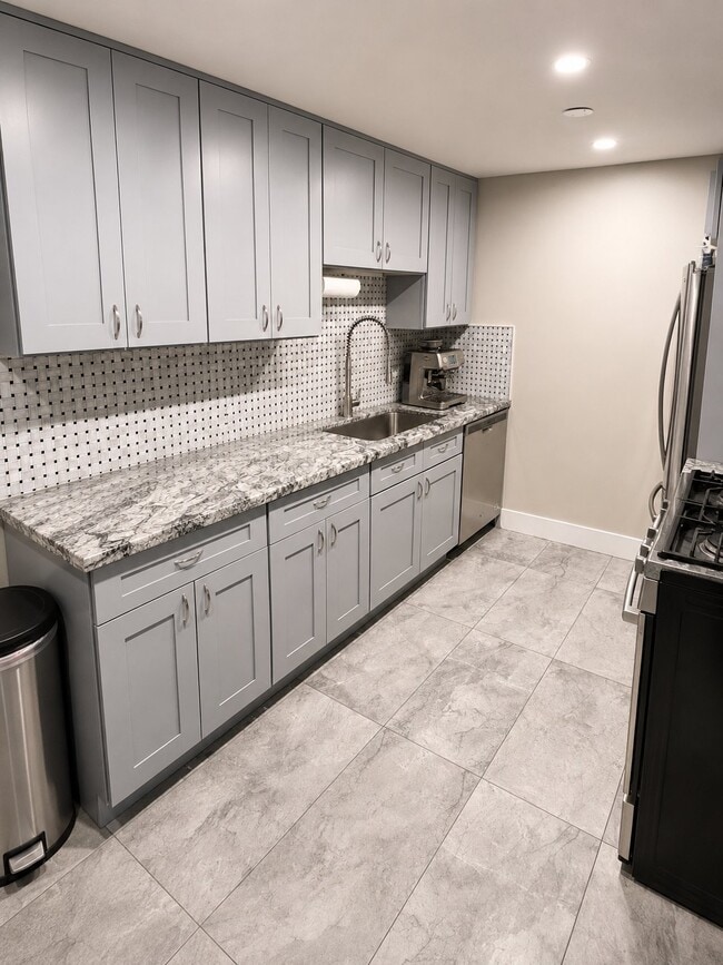 Photo - 8810 Briar Ct (Des Plaines, IL) Apartment