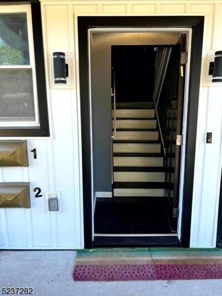 Building Photo - 386 Orange Rd