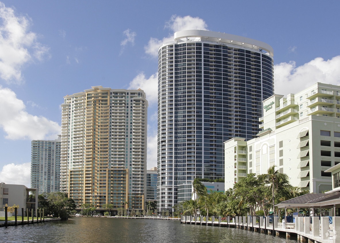 Icon Las Olas Apartments Fort Lauderdale, FL