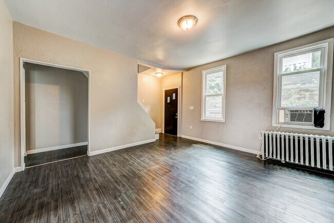 Foto del edificio - AVAILABLE AUGUST 2024 - Beautiful 3 Bedroo...