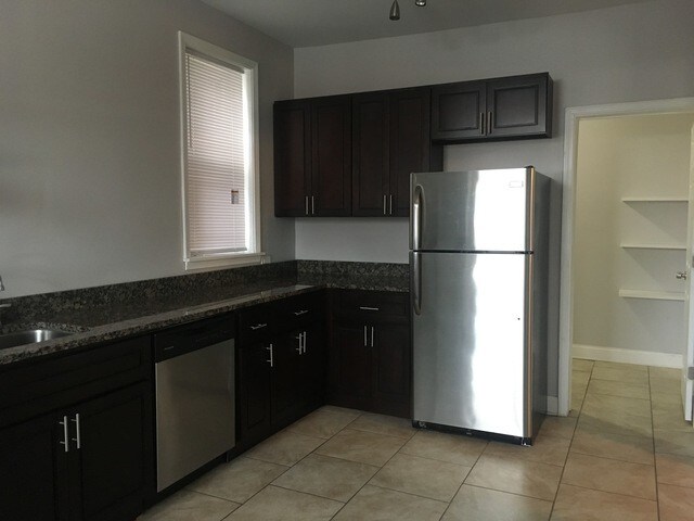 Foto del edificio - 5129 S Ingleside Ave