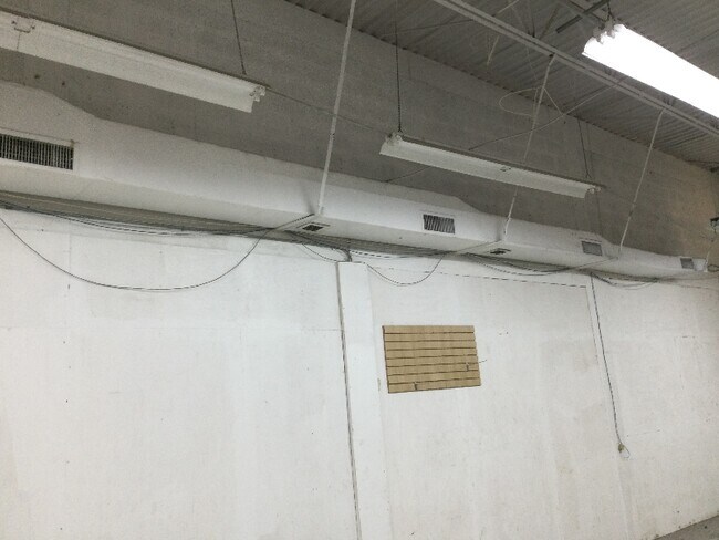 Building Photo - 7400 NW 7th St