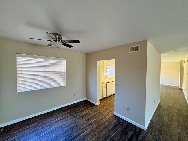 Building Photo - 4 Bedroom House Corner Lot