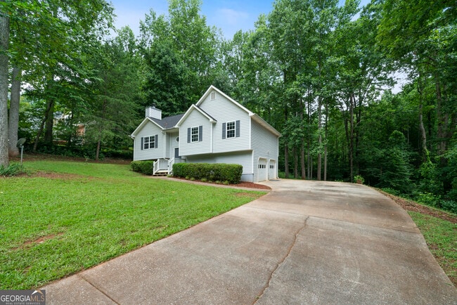 Building Photo - 347 Farm Brook Ln
