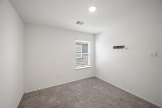 Building Photo - 5742 Indigo Ridge Ct