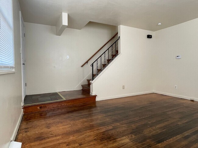 Foto del edificio - 4105 Sullivant Ave