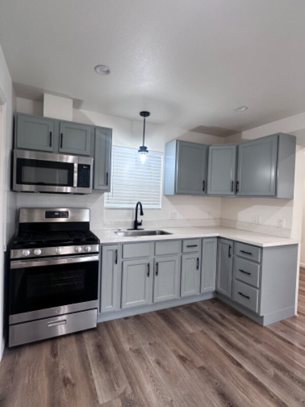 14768 San Fernando Mission Blvd Unit 14768, Mission Hills, CA 91604